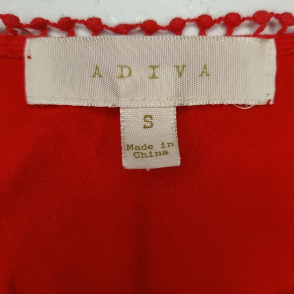 Adiva hot pink crochet lace top size S - Picture 3 of 3